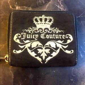 Juicy Couture Wallet separate coin compartment